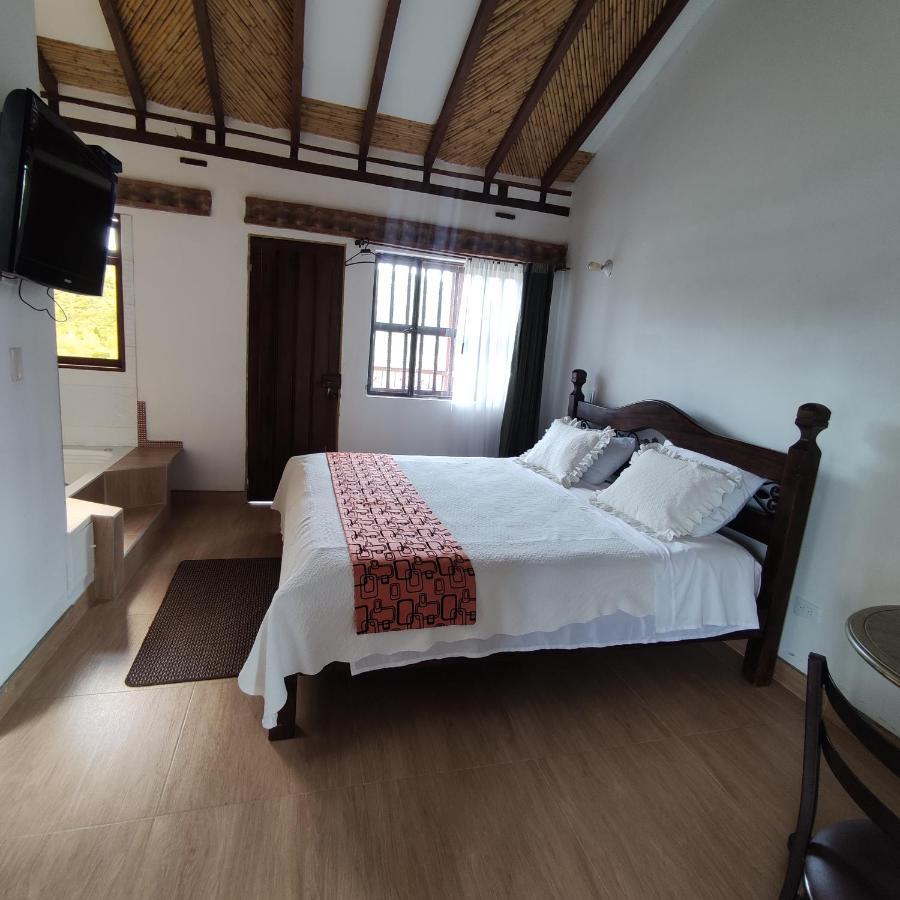 Artemisa Hotel Santa Sofía Extérieur photo