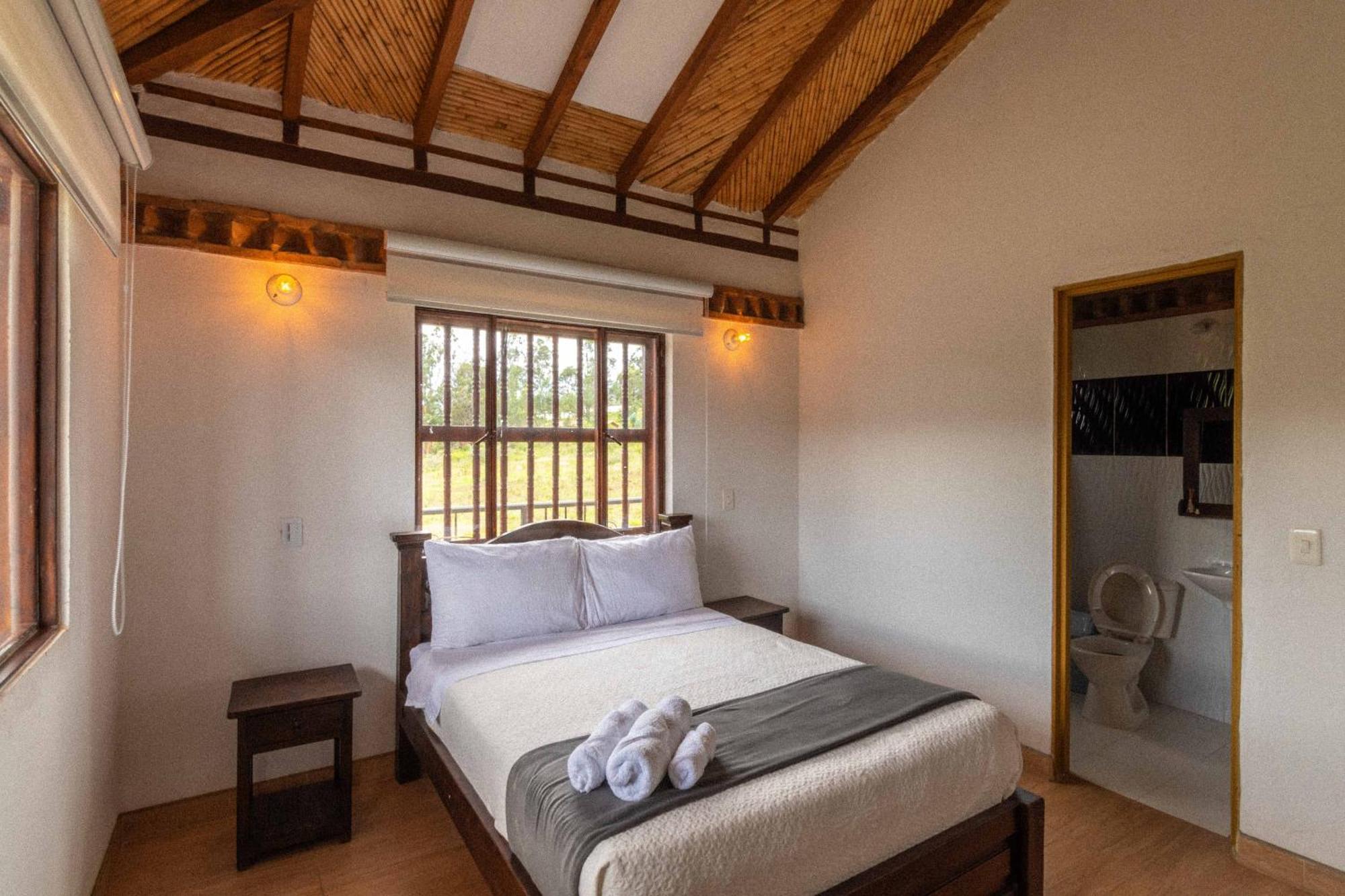 Artemisa Hotel Santa Sofía Extérieur photo