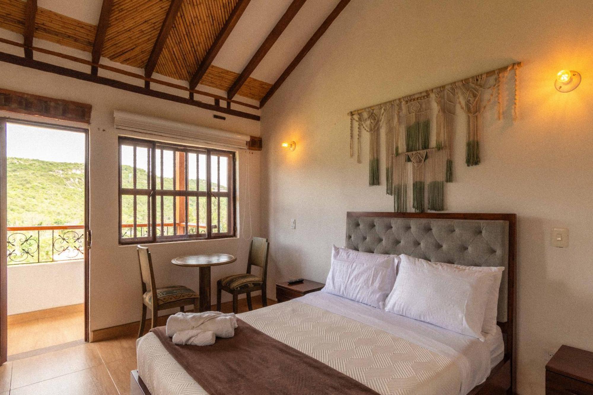 Artemisa Hotel Santa Sofía Extérieur photo