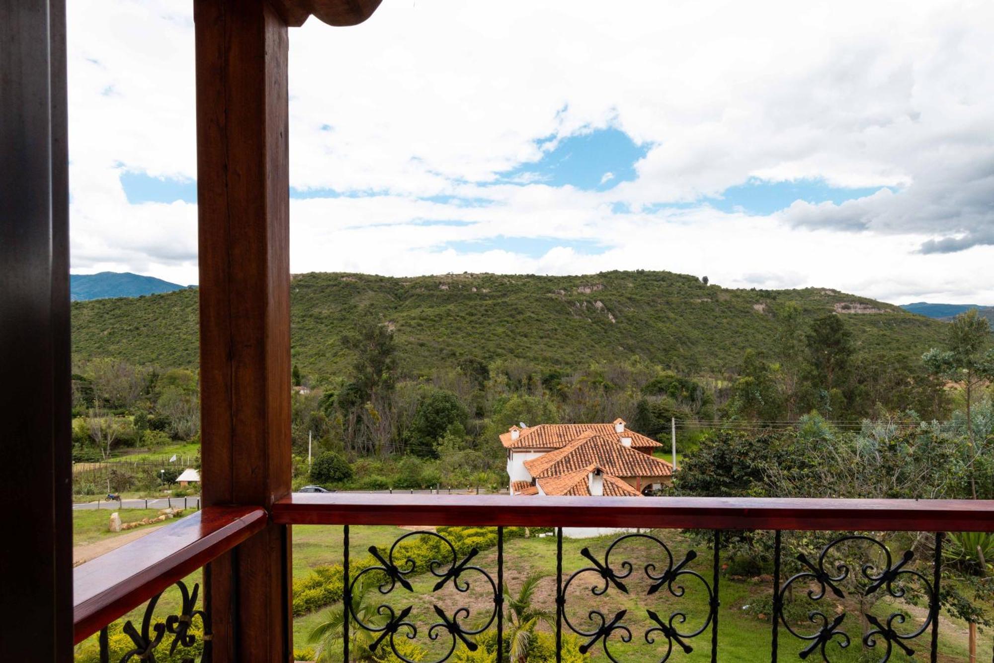 Artemisa Hotel Santa Sofía Extérieur photo