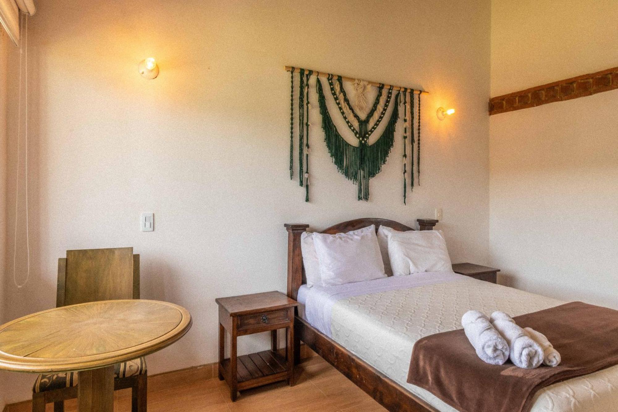 Artemisa Hotel Santa Sofía Chambre photo